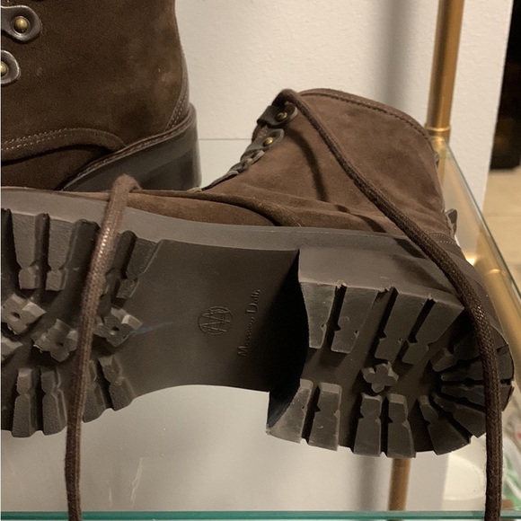 MASSIMO DUTTI combat style suede booties like new - Picture 5 of 7